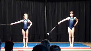 Duo Twirling débutantes