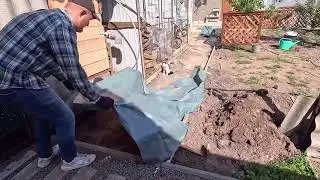 Садовая дорожка из бетона... Concrete garden path...