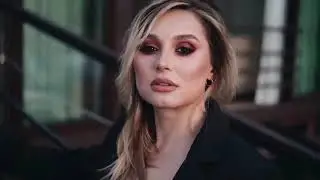 Smoking fetish Lady 🎥