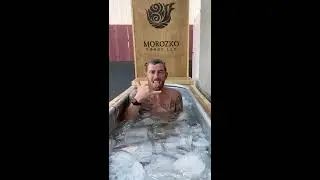How NOT to ice bath - former Navy SEAL Justin Hoagland cold plunge face down breath hold *DANGER*