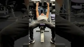 Incline bench 70pound each side step by step 🫡 love you guys