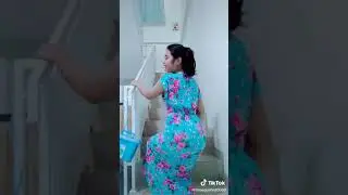 Tiktok goyang Wikwik wik di tangga