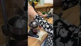 Гранатовый сок укрепляет иммунитет! В сезон покупаем ящиками и готовим сок и просто так кушаем ✅🤲🏼