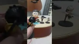 mainan figure animasi one piece