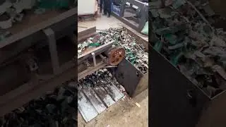 CRUSHING MACHINE