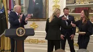 Pam Bondi swears Markwayne Mullin in as Secretary of Homeland Security