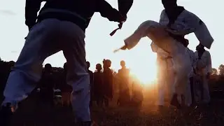 This is how he lives with no arms //A day in the life  of Taekwondo player//