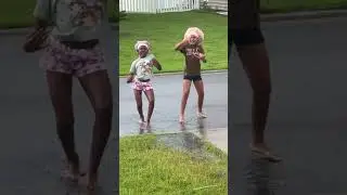 They Make Rainy Days Look So Much Fun! ⛈️☂️💃🏾 