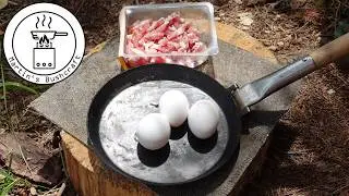 Frühstück lecker Rührei mit Speck im Wald | Martin´s Bushcraft