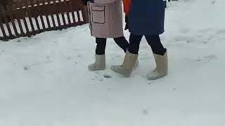 Хорошая песня... 70 - х. Поем с дочкой.
