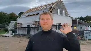 Fatal mistake on the roof of the house – the roof was removed in the rain!