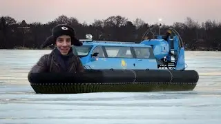 Гордей катается на воздушной подушке