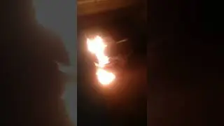 Кировоград. Украинцы жгут машины бандам ТЦКашников.