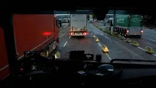 спешим на паром Travemunde-Malmo.еле успел за 10 часов езды