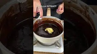 This is the famous cake without oven, without flour and without eggs!