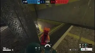 When the enemy throws up mid 1v1.....