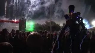 World Walker Glastonbury Festival 2013 Stilt Alien Robot at Theatre and Circus fire works