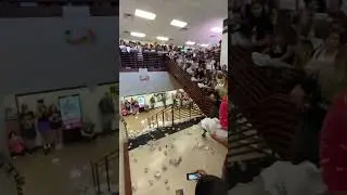 Janitor quit that day! 🤣🧹