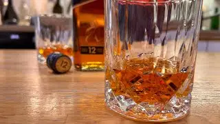 Johnnie Wolker Black Label из Перекрестка.