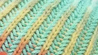 Two-color patent elastic (brioche elastic) in a circle