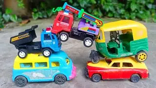 In The Ground Finding Auto Rickshaw, Truck, Crane, Dumper, Tractor And Collecting Toy Basket | Gadi