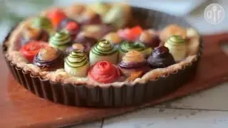 Tarte aux légumes en fleurs