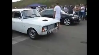 Москвич vs BMW 335