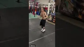warm up sesh w/ the @boxrope #boxing #boxfit #boxingstrategy #motivation #boxfitworkout