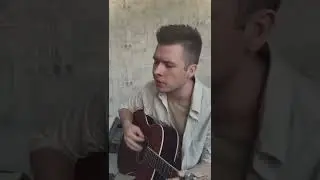 Воля в кулаке, мысли в разные стороны, по моей комнате гуляют черные вороны. Кавер, гитара
