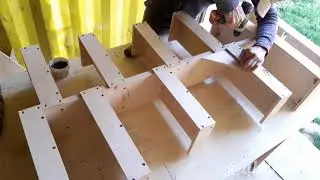 Необычная книжная полка из обрезков фанеры. Bookshelf made of plywood scraps DIY.