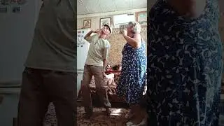Миллион алых роз.