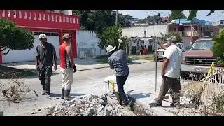 Así cortamos el concreto hidrahulico para reparar el drenaje de la casa.
