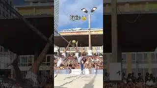 ÉPICO (via Footvolley) #shorts