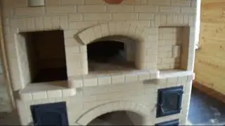 Русская печь из светлого кирпича