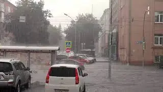 Кемерово. Ливень 04.08.2021. Киноцентр "Космос"