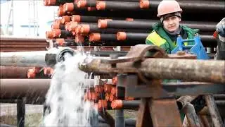 Гидродинамическая очистка НКТ на площадке  с помощью насосных установок высокого давления «Байкал»