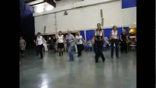 EL OMBLIGITO LINE DANCE