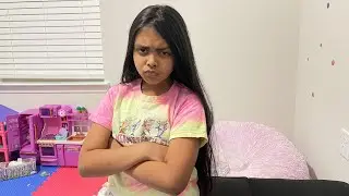 Why anaya whats to stay with other people 🤣 Anaya