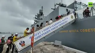 В Гаване жители выстроились в очередь для посещения российских военных кораблей