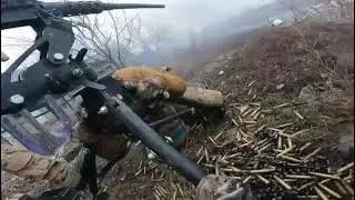 🔥Кулемет M2 Browning смачно насипає по свиносабачих позиціях