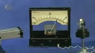 Experiments in physics. The device and action of a vacuum photocell