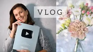Серебряная кнопка YouTube  и другое
