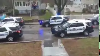 в США в период самоизоляции полицейские поздравили мальчика с днем рождения