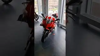 Nice Ducati Panigale V4-R Full akrapovic exhaust