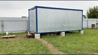 БЫТОВКА. УСТАНОВКА НА БЛОКИ. СДЕЛАЛ СТУПЕНЬКИ