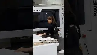Третий этап производства - присадка мебельных деталей на сверлильно-присадочном центре с ЧПУ