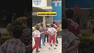 Selamat hari batik untuk warga NKRI 