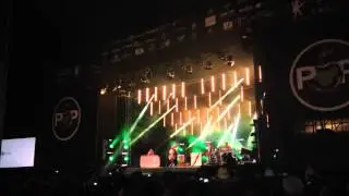 Laura Jansen - Queen Of Elba (Live op Appelpop 2013)