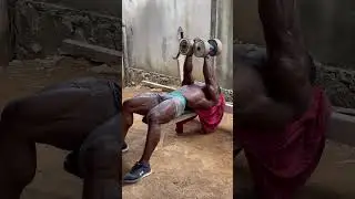 MOTHERLAND DUMBELL BENCH PRESSES #mancandy #motivation #workoutsforthewin