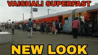 VAISHALI SUPERFAST EXPRESS DEPARTING AT SIWAN JUNCTION WITH UPGRADED NEW LHB COACHES | SIWAN VIDEO